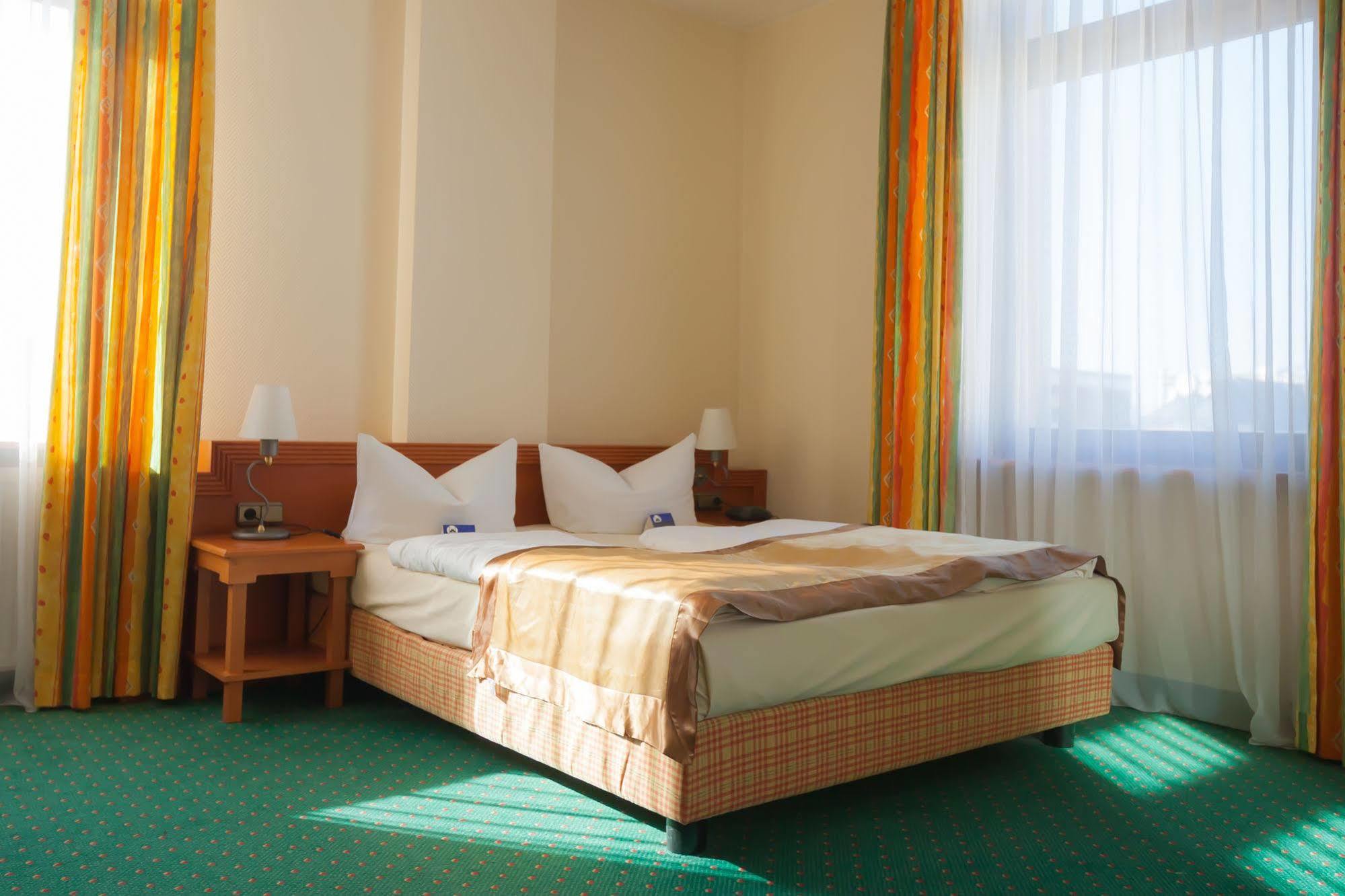 City Hotel Kaiserhof Offenbach am Main Eksteriør bilde